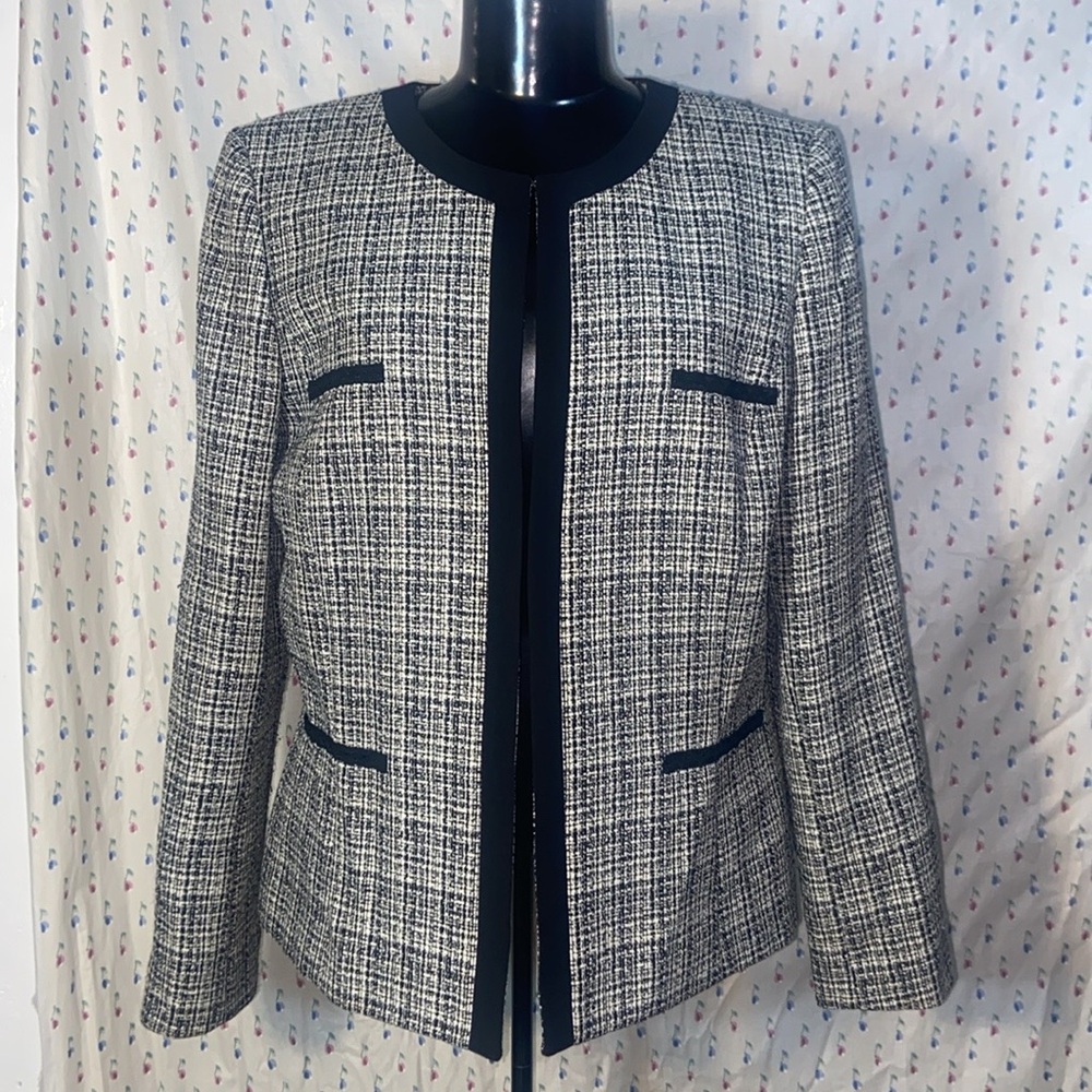 Tahari Arthur S. Levine vintage tweed lined blazer jacket w embroidered pockets